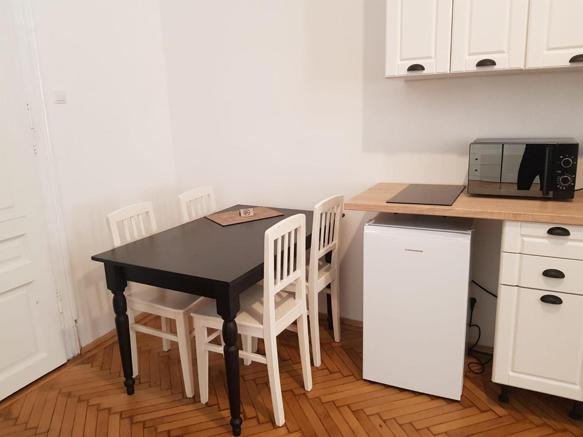 Liberte Apartments Oradea Room photo